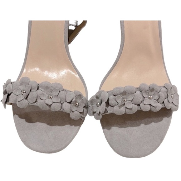 NEW! Le Château suede floral heels - FINAL PRICE❗️ - Picture 4 of 5